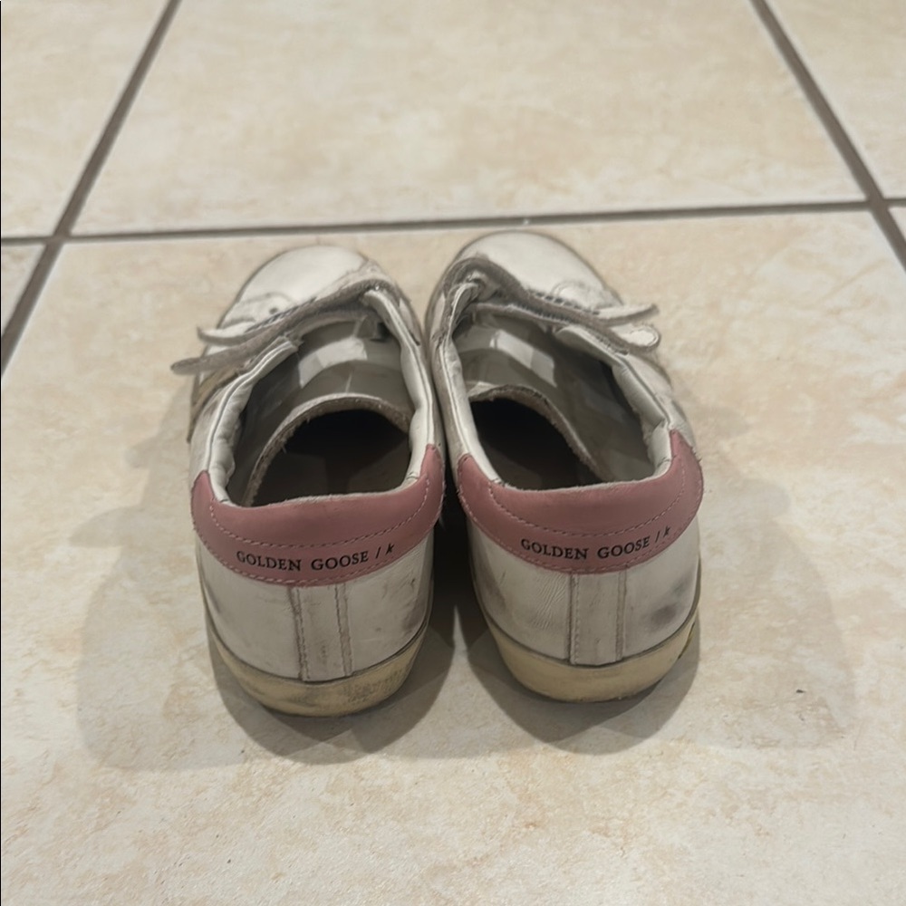 Golden Goose White Velcro Sneakers Classic Comfort - Picture 3 of 4